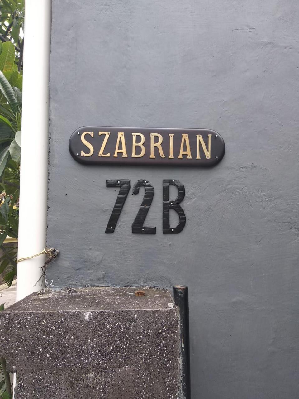 Szabrian Hostel 덴파사르 외부 사진