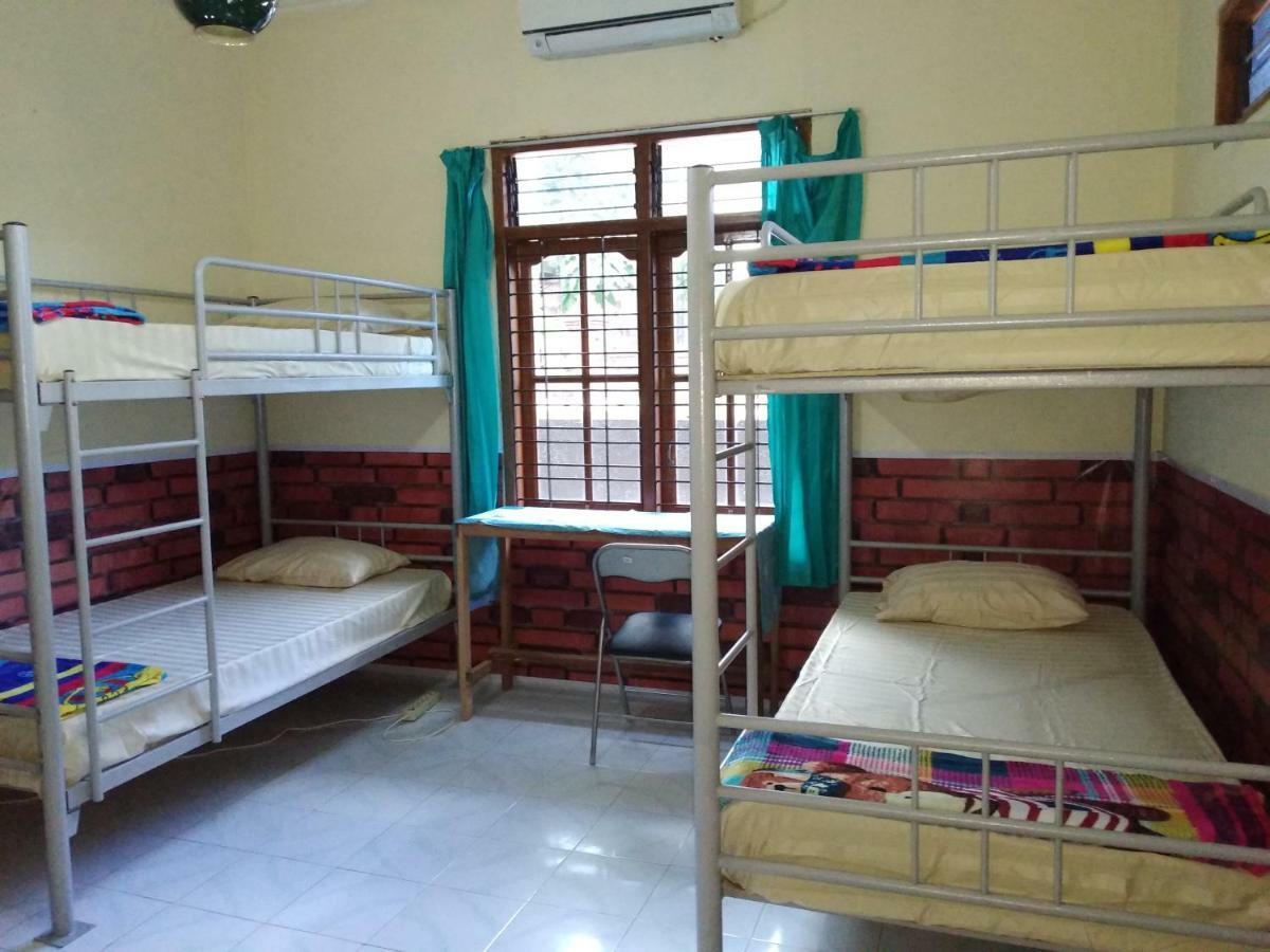 Szabrian Hostel 덴파사르 외부 사진